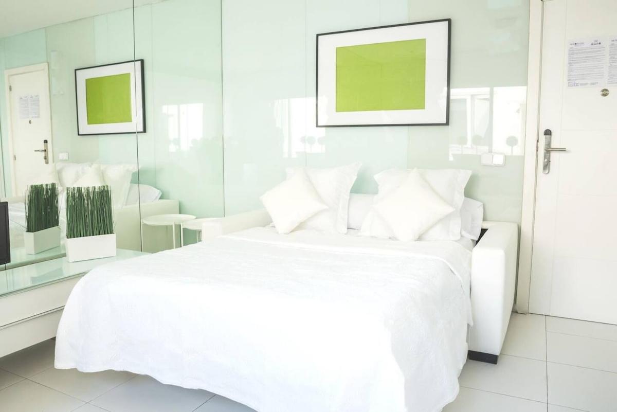 Ap Gran Via IV Apartment Madrid Exterior photo